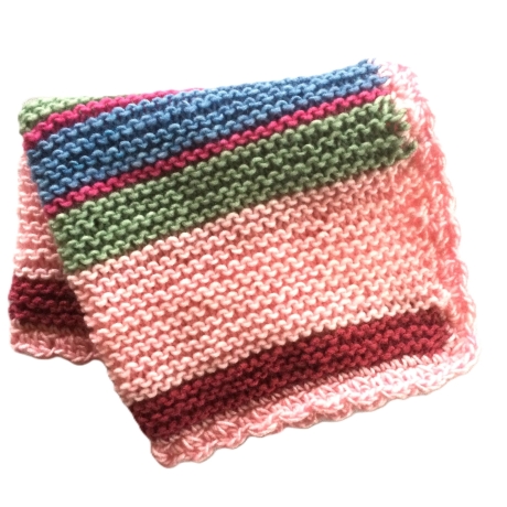 Babypuppendecke gestrickt mit Muschelkante umhäkelt von Hobbyhaus