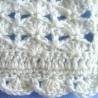 Babydecke in Creme im Muschelmuster gehäkelt von Hobbyhaus