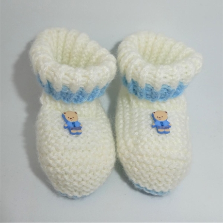 Babyschuhe, weiß mit hellblau mit Teddybär, Fußlänge 9 cm