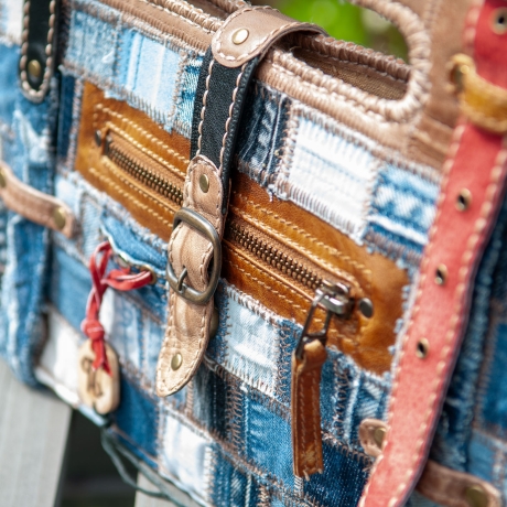 High-End Designertasche - UPCYCLING Jeans-Leder-Tasche