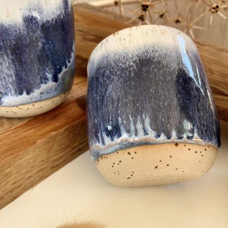 Handgemachte Keramik - getöpferte Tasse/Becher mit Farbverlauf