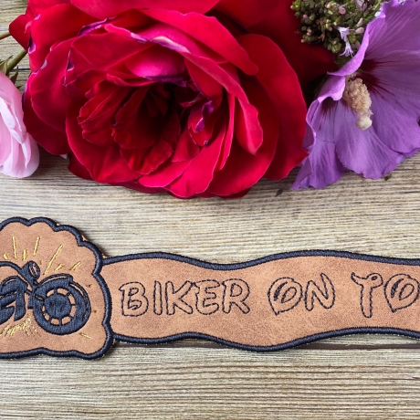 Stickdatei 3D-Anhänger BIKER ON TOUR, 3D-Stick, Lesezeichen
