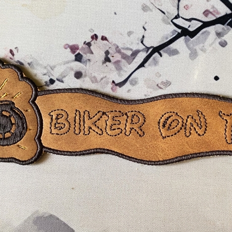 Stickdatei 3D-Anhänger BIKER ON TOUR, 3D-Stick, Lesezeichen
