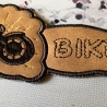 Stickdatei 3D-Anhänger BIKER ON TOUR, 3D-Stick, Lesezeichen