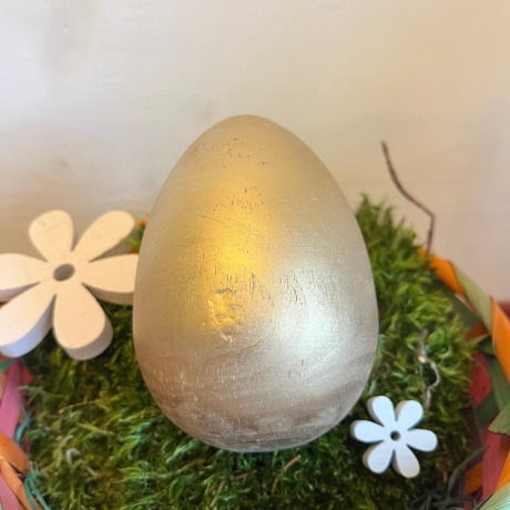 Osterei aus Vollholz – golden lackiert, Frühling, Osterdekoration