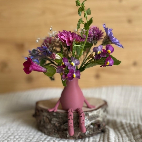 Vase mit Wackelbeinen, Kantenhocker, Mitbringsel, wasserdicht