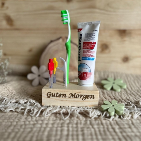 Aufbewahrung Zahnhygiene Artikel, wie Zahnbürste, -pasta, -seide