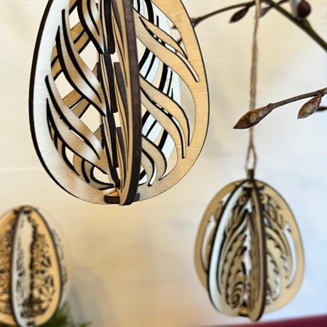 3D Osterei aus Holz – filigran gelasert – zum Hängen oder Stecken