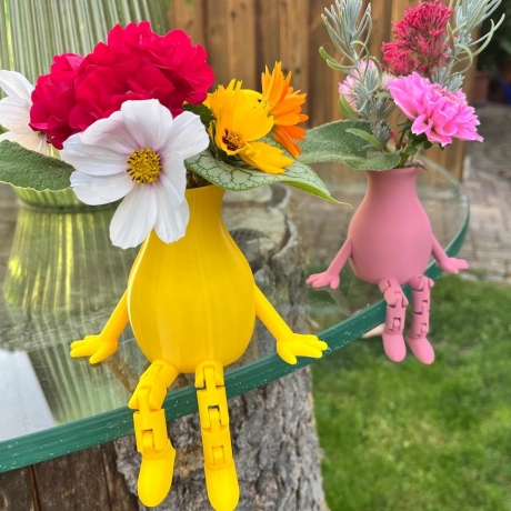 Vase mit Wackelbeinen, Kantenhocker, Mitbringsel, wasserdicht