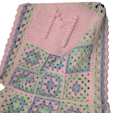 Babydecke personalisiert mit Anfangsbuchstabe, Kuscheldecke