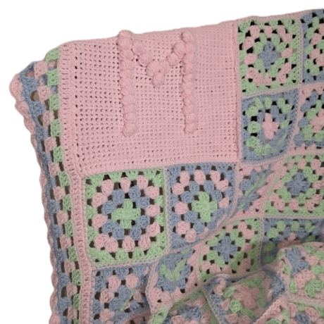 Babydecke personalisiert mit Anfangsbuchstabe, Kuscheldecke