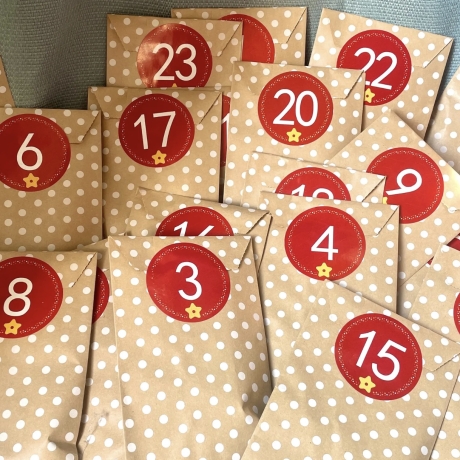 Adventskalender Hund Schmuck 2025 DIY Bastelset Schmuck