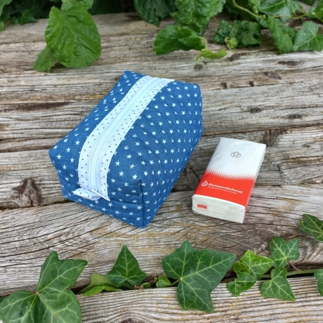 Gesteppte Boxy Tasche Sternchen Blau handgemacht