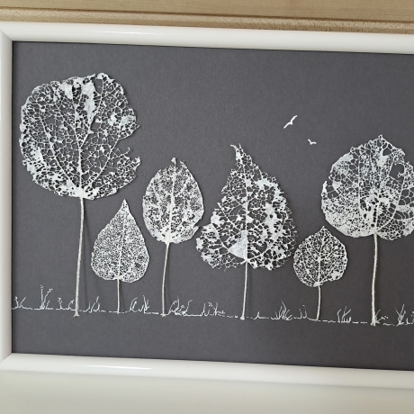 Bild Wandbild skelettierte Blätter gerahmt Bäume Allee 25x18cm