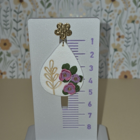 Handgefertigte Blumen-Ohrringe: Florale Eleganz in Pastellfarben
