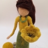 Blumenmädchen gelb