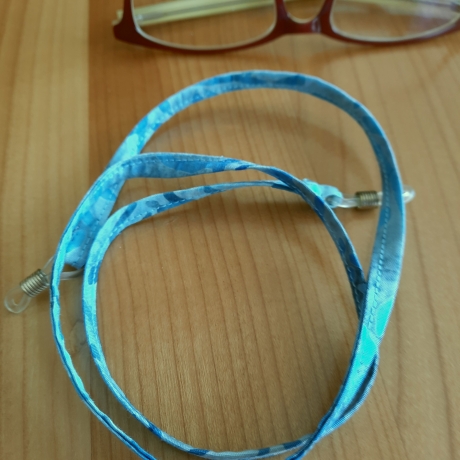 türkis blau gemustertes Brillenband, für Sie oder Ihn