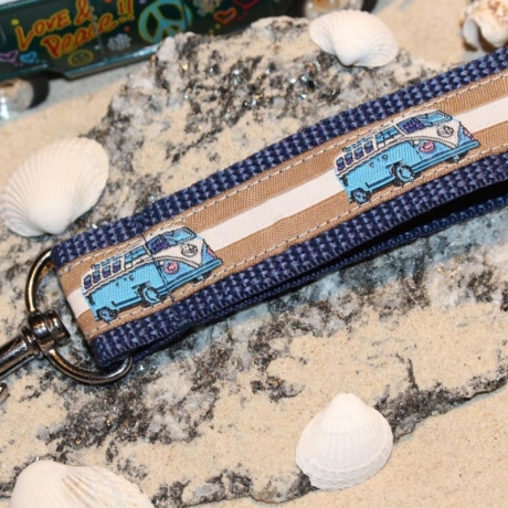 Schlüsselanhänger Blau mit Motiv VW Bulli Blau mit Karabiner