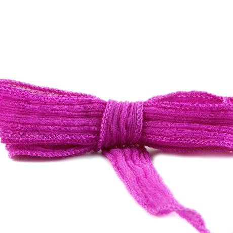 Seidenband Crinkle Crêpe Pink Parfait Seide handgenäht/-gefärbt