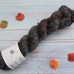 Handgefärbte Wolle Merino-Baumwolle 2-fädig Velvet 23/4 Handgefärbte Wolle Merino-Baumwolle 2-fädig Velvet 23/4