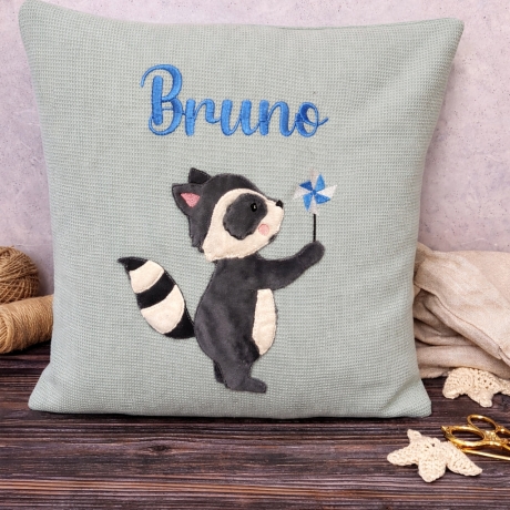 Persoanlisierte Nameskissen mit Waschbär