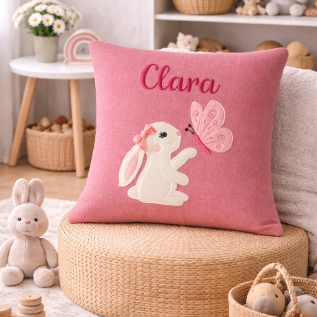 Persoanlisierte Nameskissen mit Hase mit Schmetterling