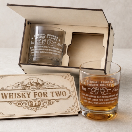 Personalisiertes Whiskyglas-Set in Holzschatulle