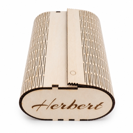 Personalisiertes Brillenetui aus Holz mit Gravur