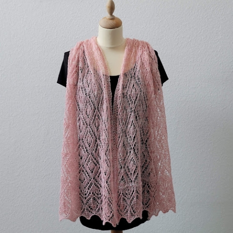 Lace-Stola Cherry Blossom, Handgestrickt