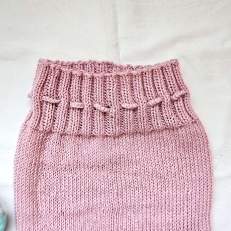 Windelhose Baby in Rosa und der Größe 74/80