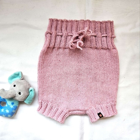 Windelhose Baby in Rosa und der Größe 74/80