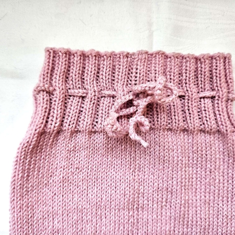 Windelhose Baby in Rosa und der Größe 74/80