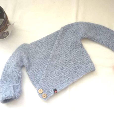 Wickeljacke Baby in Hellblau und der Größe 50/56