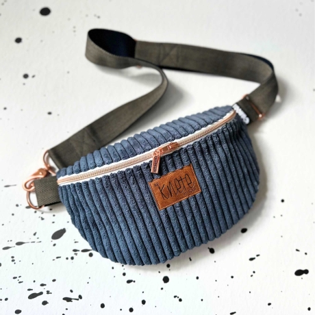 UNIKAT / Crossbag/ HipBag /Crossbody /Bauchtasche /Feiertasche