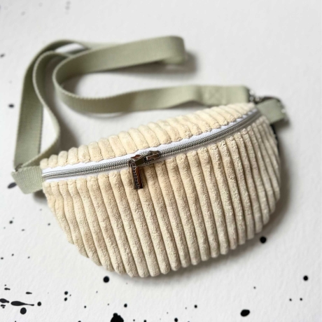 UNIKAT / Crossbag/ HipBag /Crossbody /Bauchtasche /Feiertasche