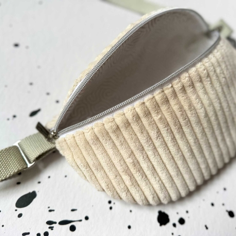 UNIKAT / Crossbag/ HipBag /Crossbody /Bauchtasche /Feiertasche