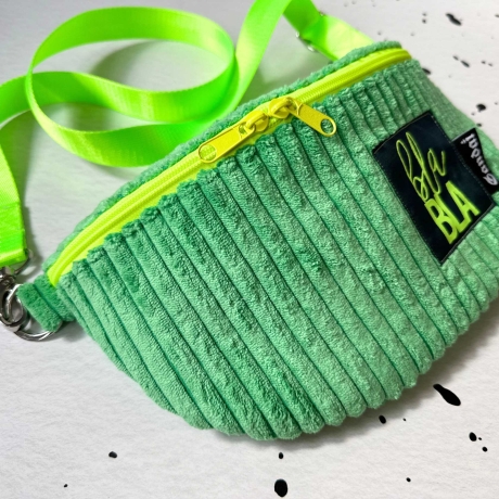 UNIKAT / Crossbag/ HipBag /Crossbody /Bauchtasche /Feiertasche