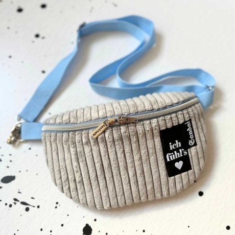 UNIKAT / Crossbag/ HipBag /Crossbody /Bauchtasche /Feiertasche