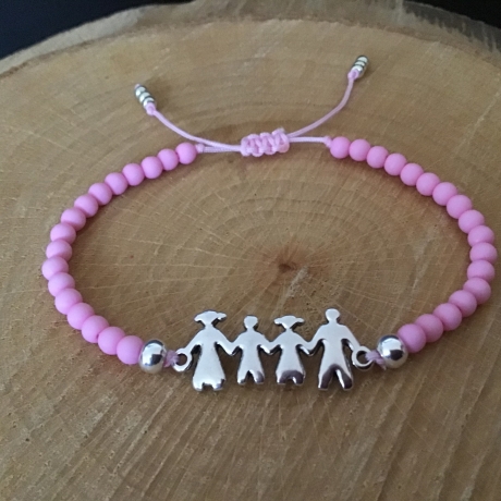 „Familienliebe“ Perlenarmband mit versilberten Verbinder