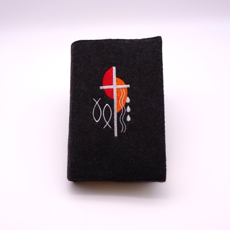 Gotteslobhülle, dunkelgrauer Filz, Kreuz, Halbkreise, Fische