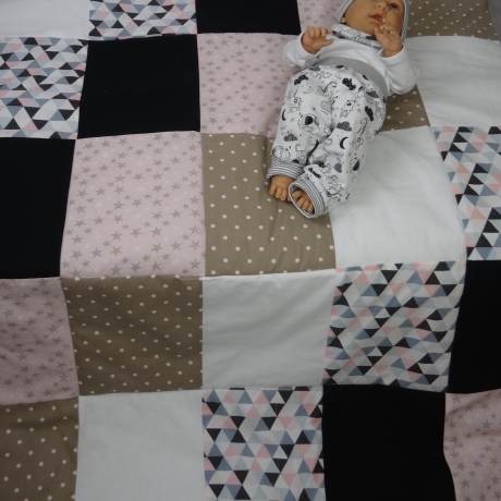 Krabbeldecke Juna, Patchwork, Kuscheldecke, Tagesdecke