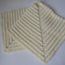 Handgefertigte Topflappen im 2er Set aus rohweißer BW