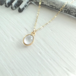 Kette Tiny Rosenquarz Delicate vergoldet Zart