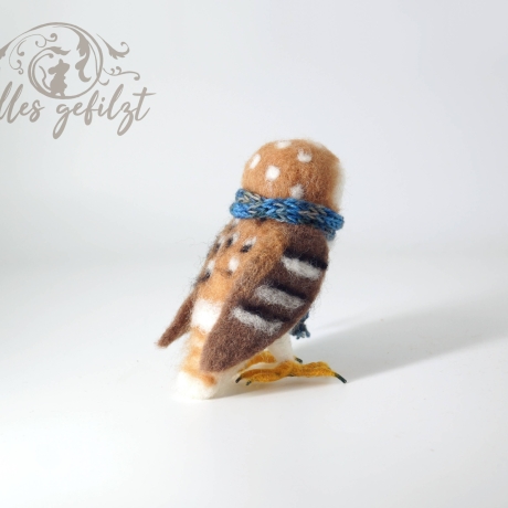 Schleiereule mit Schal, gefilzt