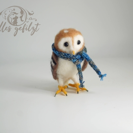 Schleiereule mit Schal, gefilzt