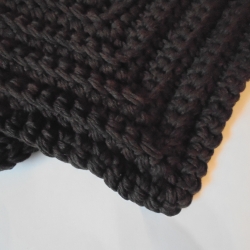 Gehäkelte Topflappen im 2er Set aus braunem BW, ähnlich Schulgarn