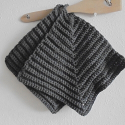 Gehäkelte Topflappen im 2er Set aus grauer BW, ähnlich Schulgarn