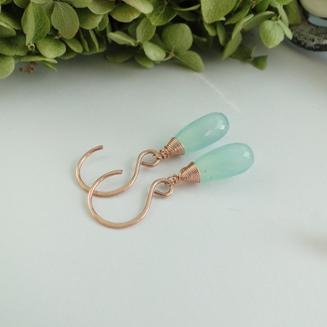 Ohrringe Aqua Chalcedon Briolette rosévergoldet Wire wrapped
