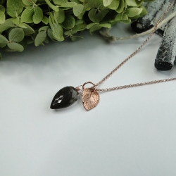 Kette Edelstein Briolette Conch Mondstein Rosenblatt Leaves