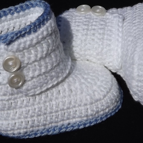 Baby-Schuhe, 0-3 Monate, Fußlänge EU 15 bis 8.5 cm weiß/hellblau